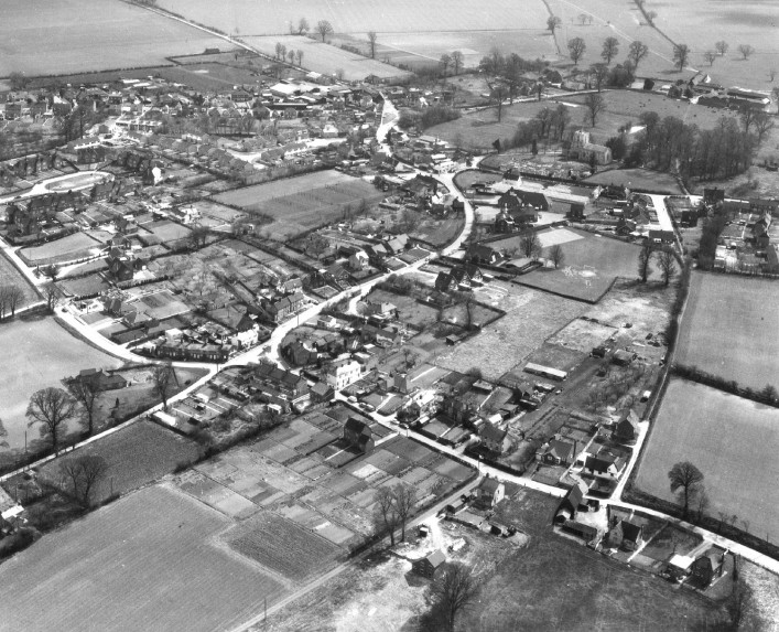 Aerial photo of Burge End circa 1964