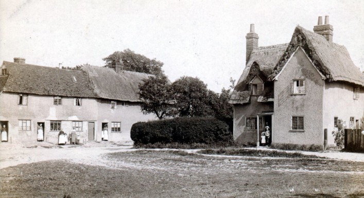 This photograph was taken by the Hitchin photographer Latchmore and made into a postcard.
