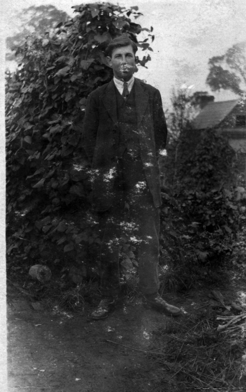 Hubert Walker became landlord of the Fox in 1912