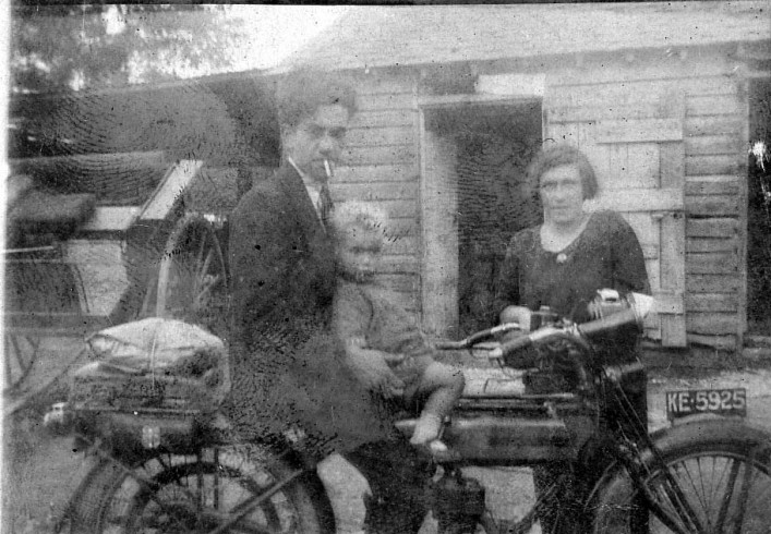 1921 May and Harry Cook in the Fox yard.